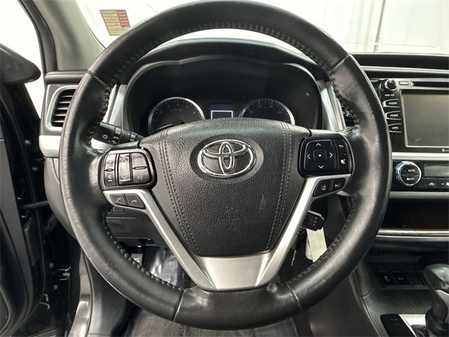 Used 2019 Toyota Highlander Plus image 14