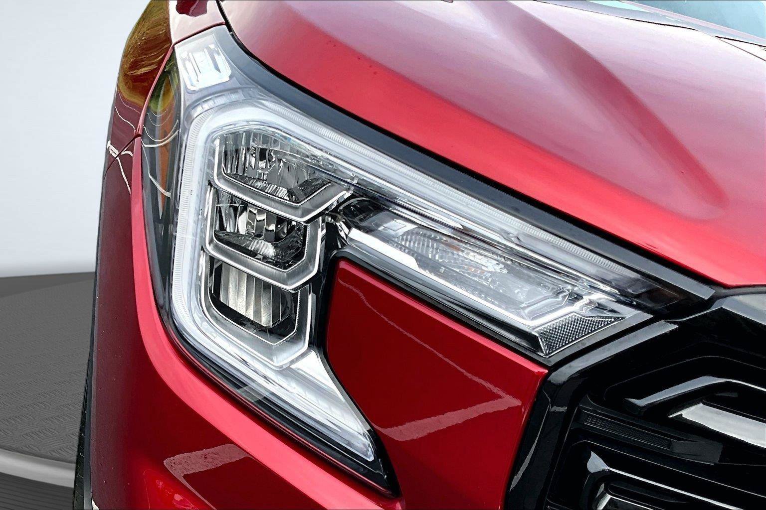 Used 2023 GMC Terrain SLT w/ Elevation Edition AWD/4WD image 30
