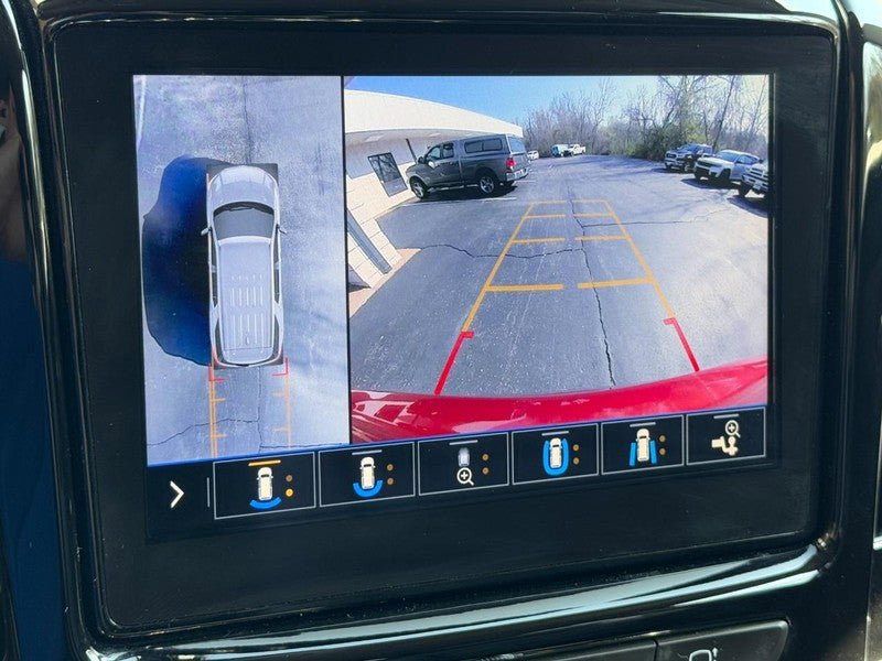 Used 2021 Chevrolet Traverse Premier w/ LPO, Floor Liner Package AWD/4WD image 29