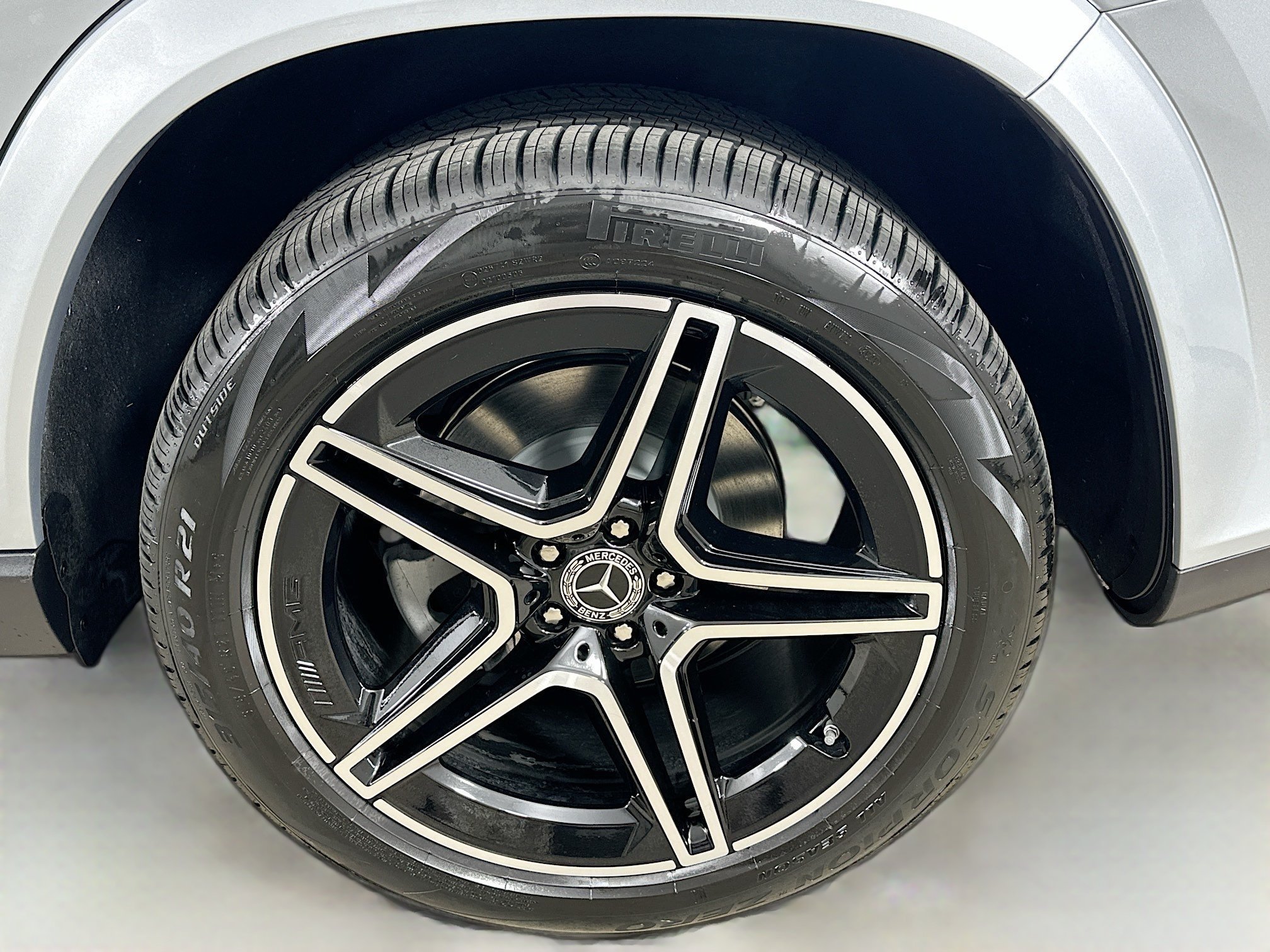 Certified 2026 Mercedes-Benz GLS 450 4MATIC image 41