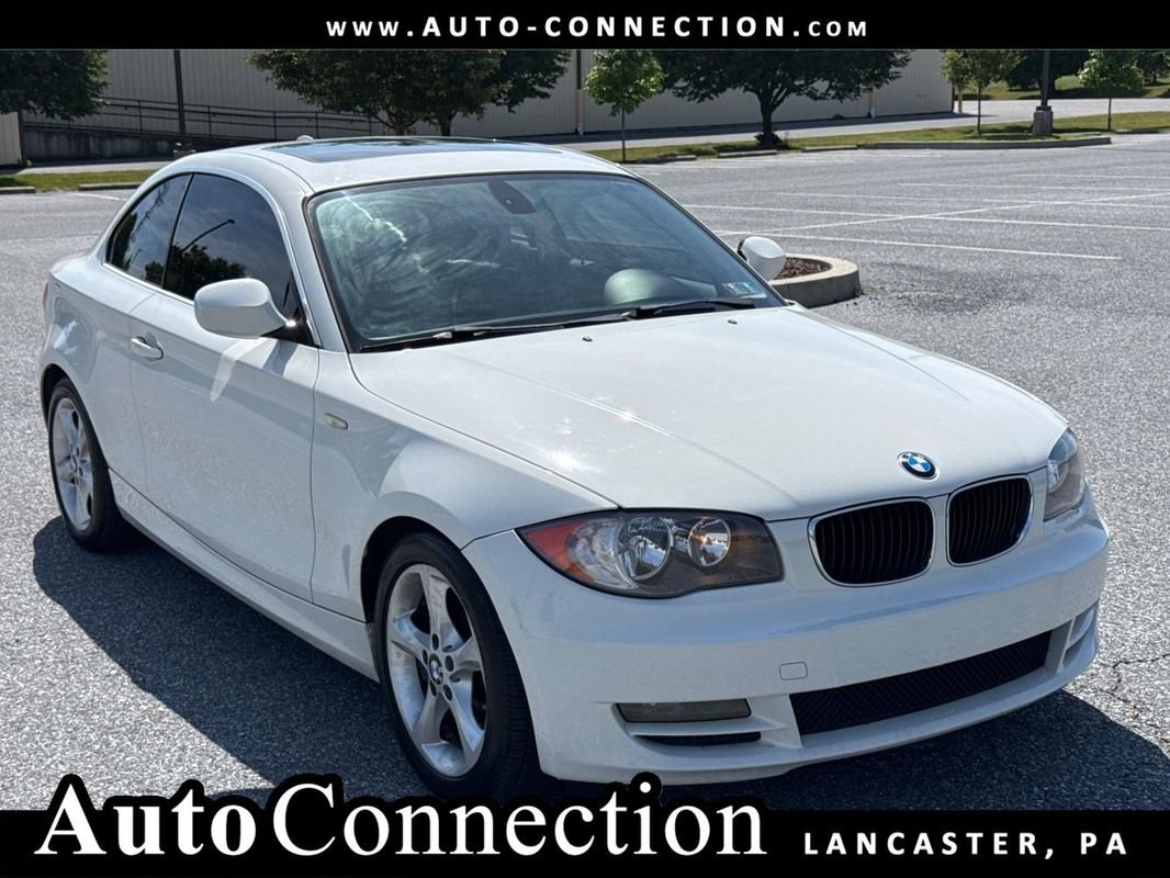 Used 2011 BMW 128i Coupe RWD video 1