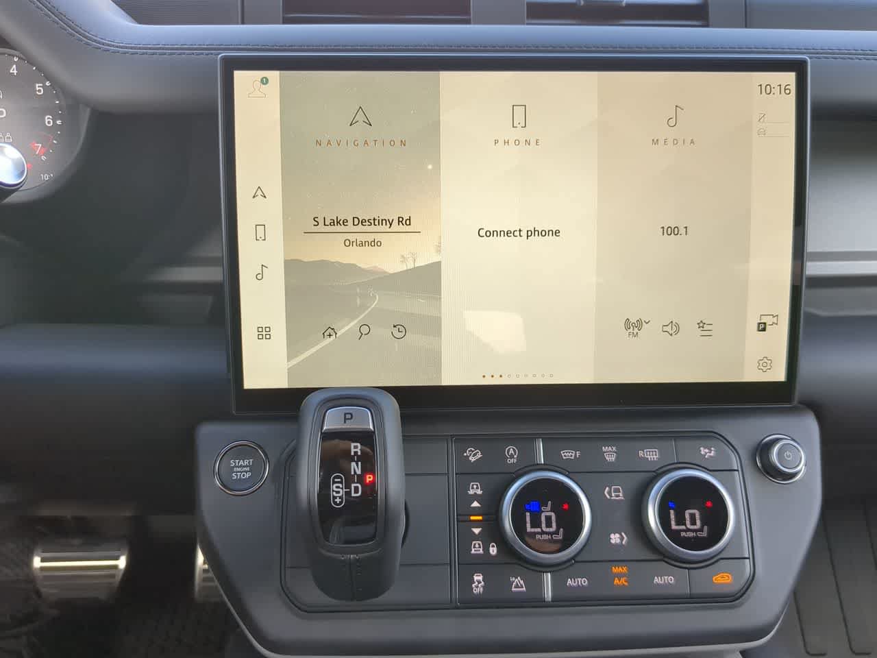 New 2026 Land Rover Defender 110 X AWD/4WD image 30