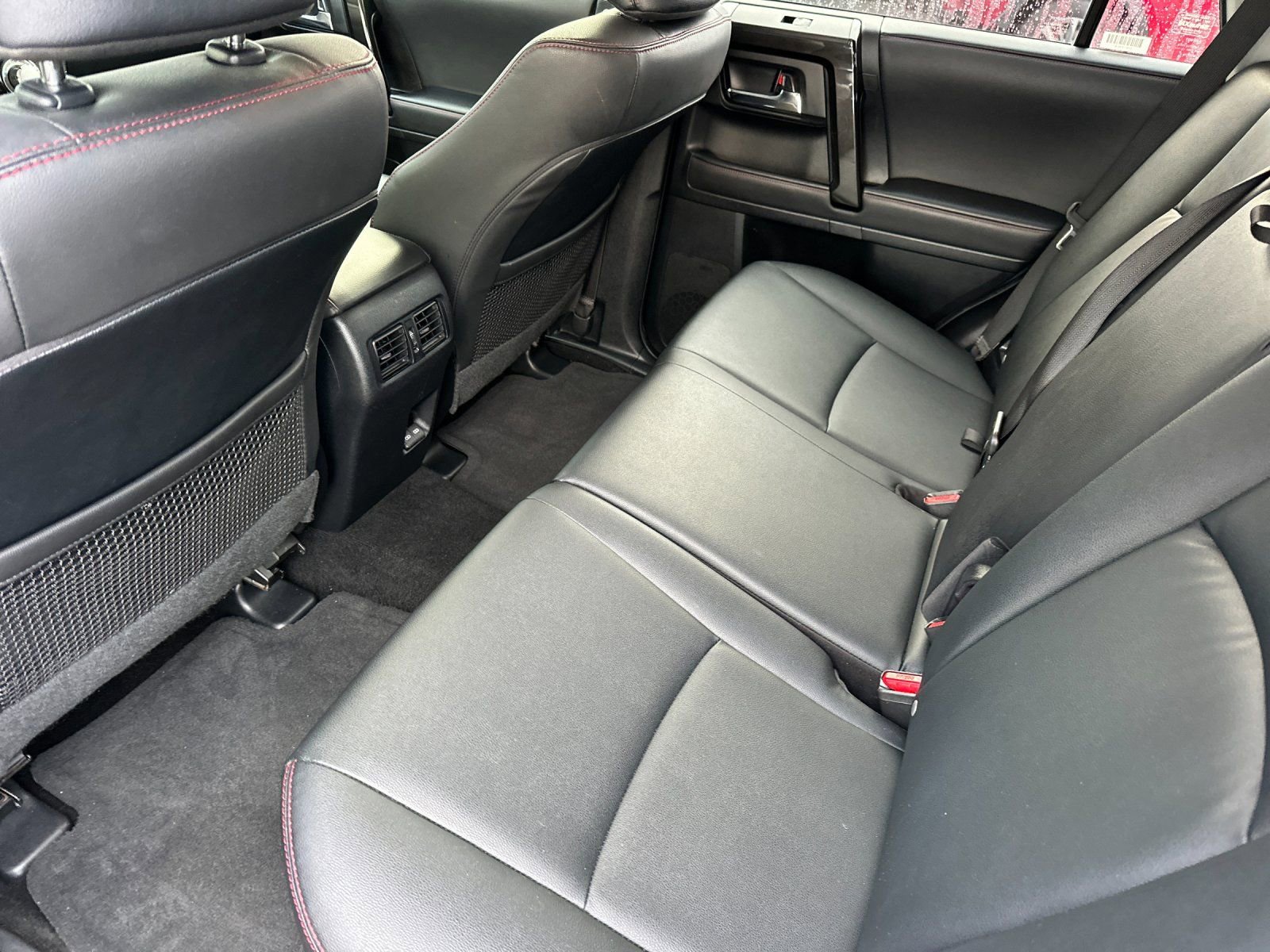 Used 2024 Toyota 4Runner TRD Off-Road Premium image 11