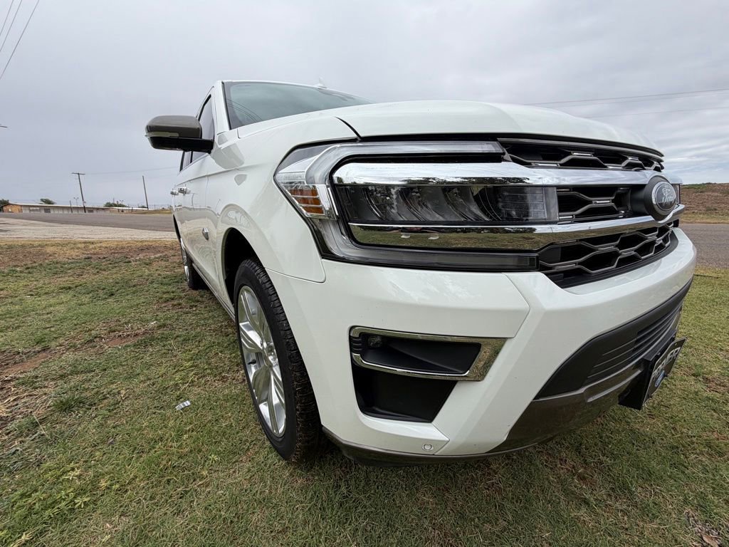 Used 2024 Ford Expedition King Ranch AWD/4WD image 1