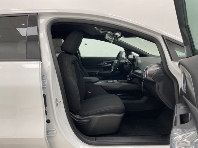 New 2026 Chevrolet Equinox EV LT image 13