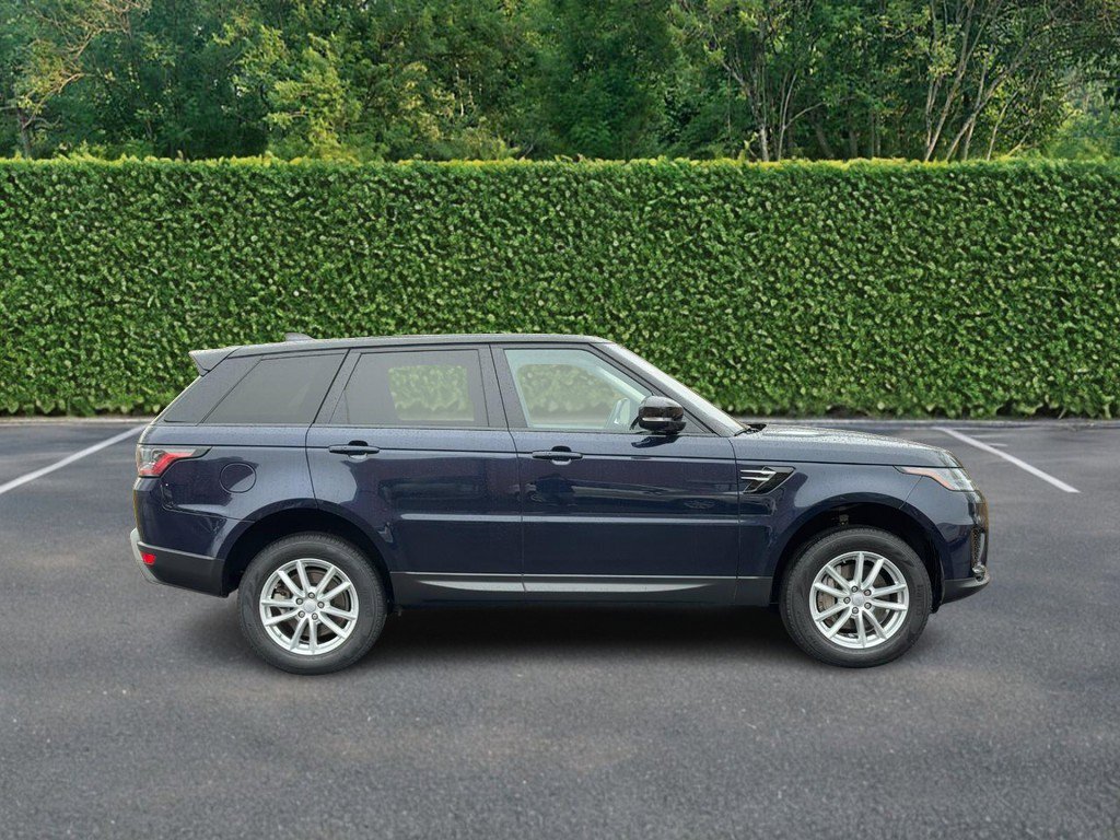 Used 2020 Land Rover Range Rover Sport SE image 2