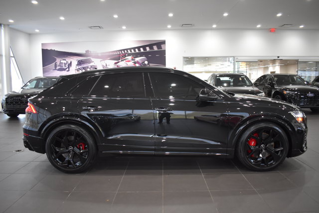Used 2022 Audi RS Q8 AWD/4WD image 8