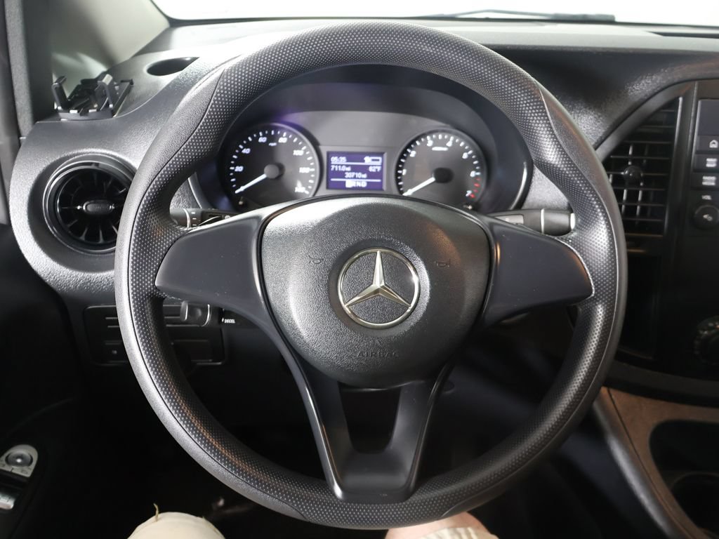 Used 2022 Mercedes-Benz Metris image 25