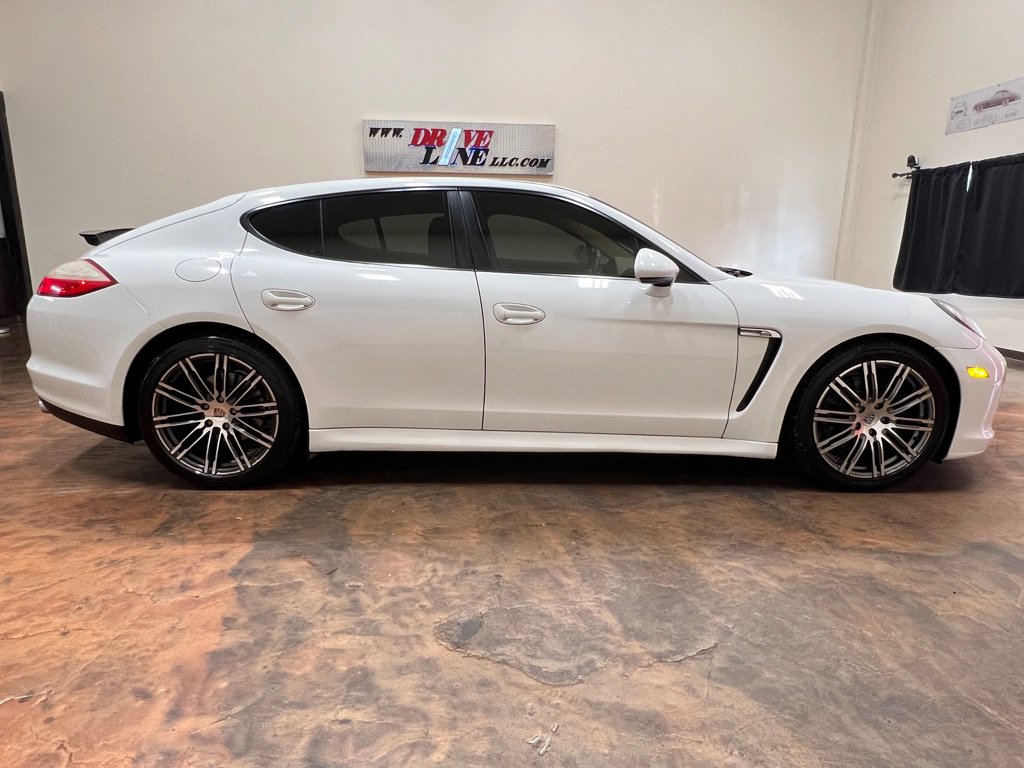 Used 2013 Porsche Panamera 4 image 10