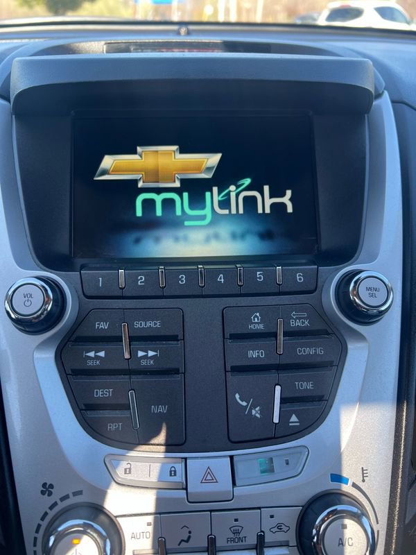 Used 2015 Chevrolet Equinox LTZ AWD/4WD image 27