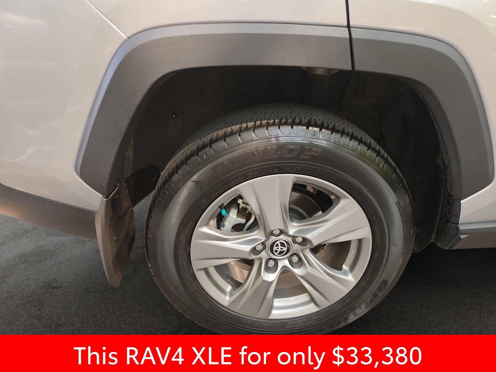 Used 2023 Toyota RAV4 XLE AWD/4WD image 43