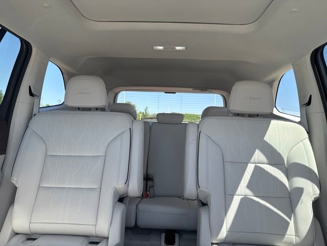 New 2026 Buick Enclave Avenir w/ Super Cruise Package AWD/4WD image 31