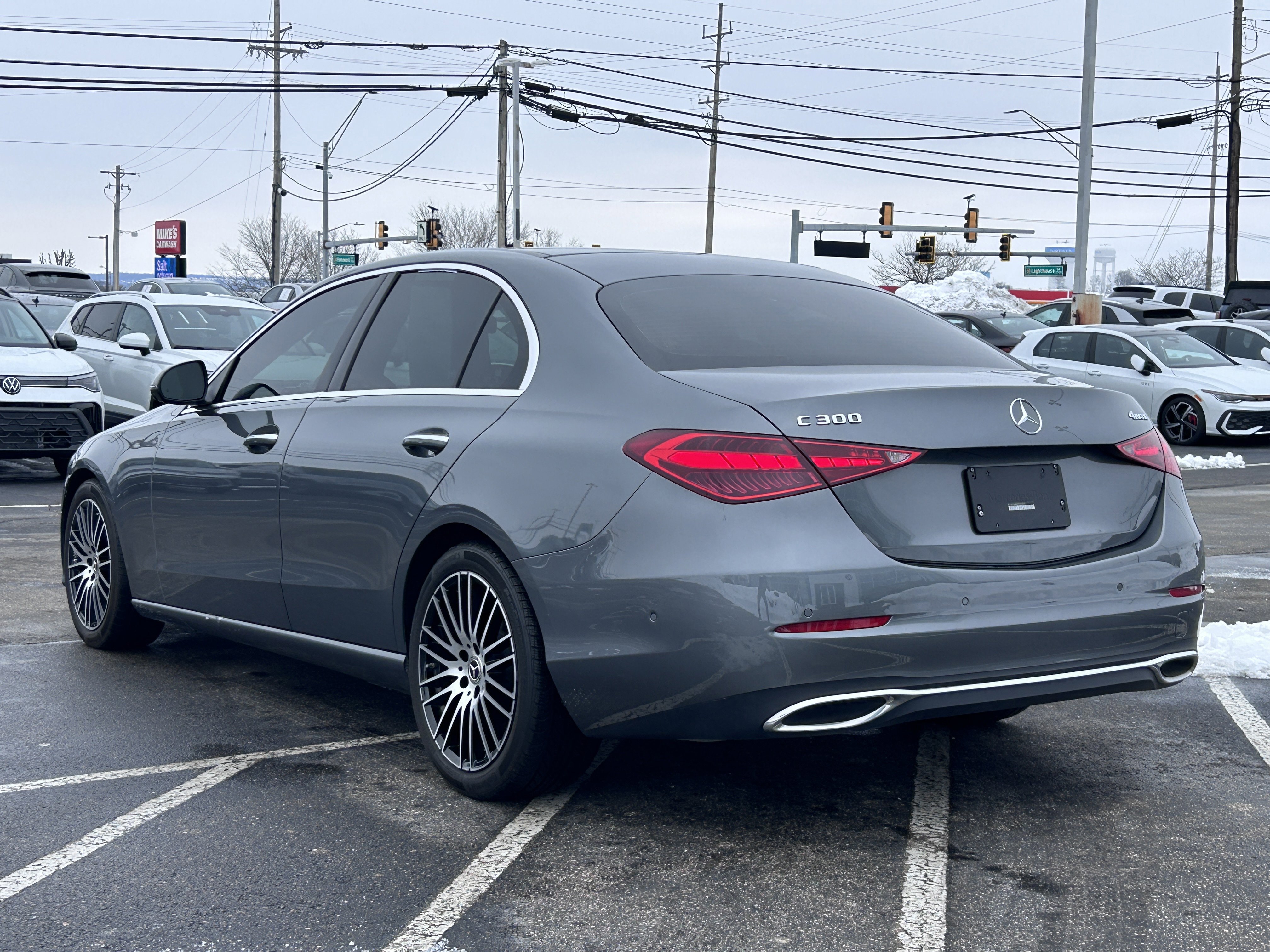 Used 2023 Mercedes-Benz C 300 4MATIC Sedan image 5