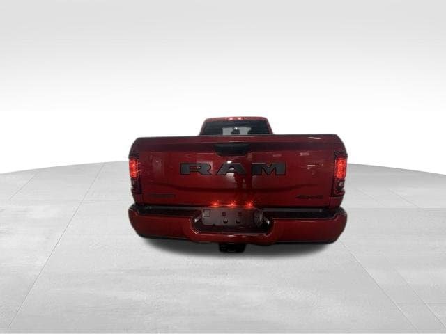 New 2026 RAM 3500 Big Horn AWD/4WD image 8