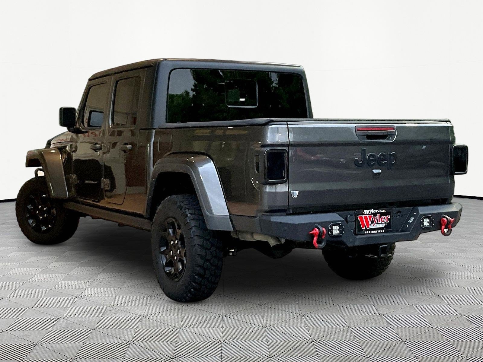 Used 2023 Jeep Gladiator Sport AWD/4WD image 4