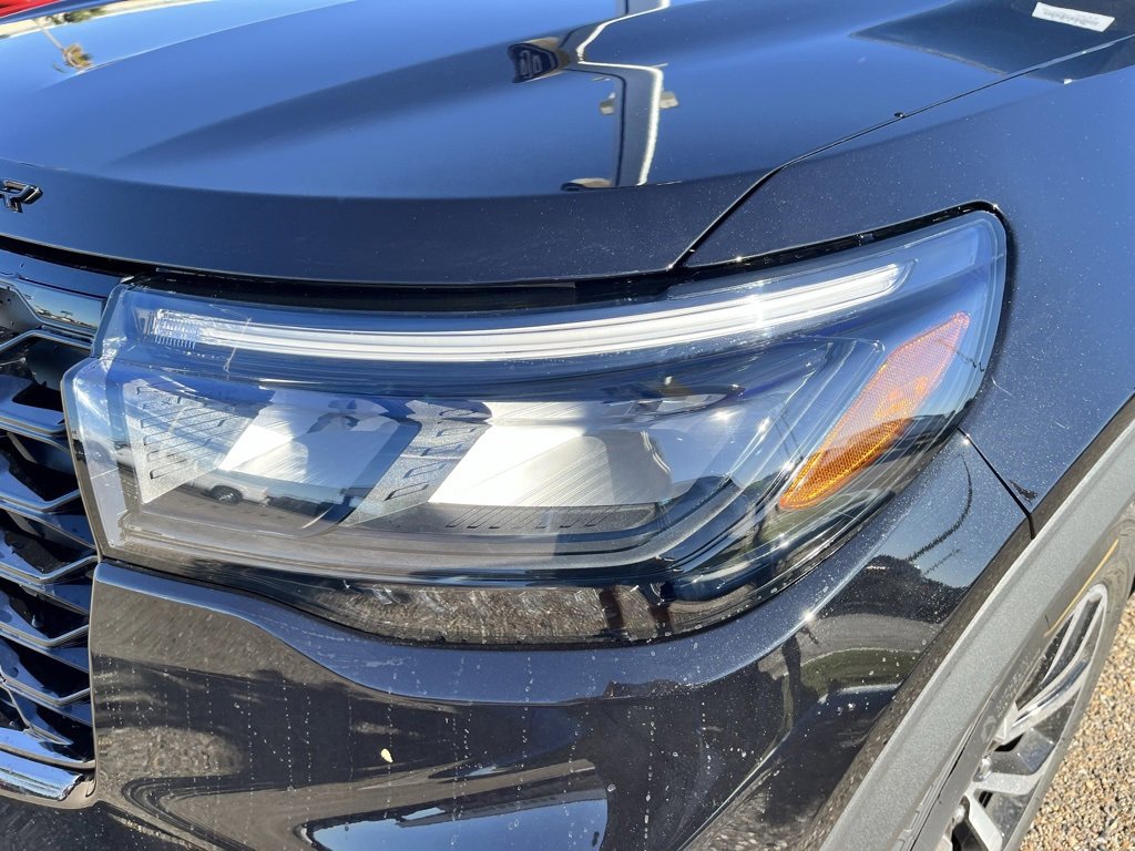 New 2026 Ford Explorer ST-Line image 8