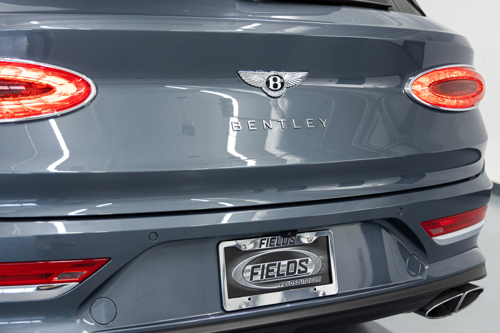 Used 2022 Bentley Bentayga image 17