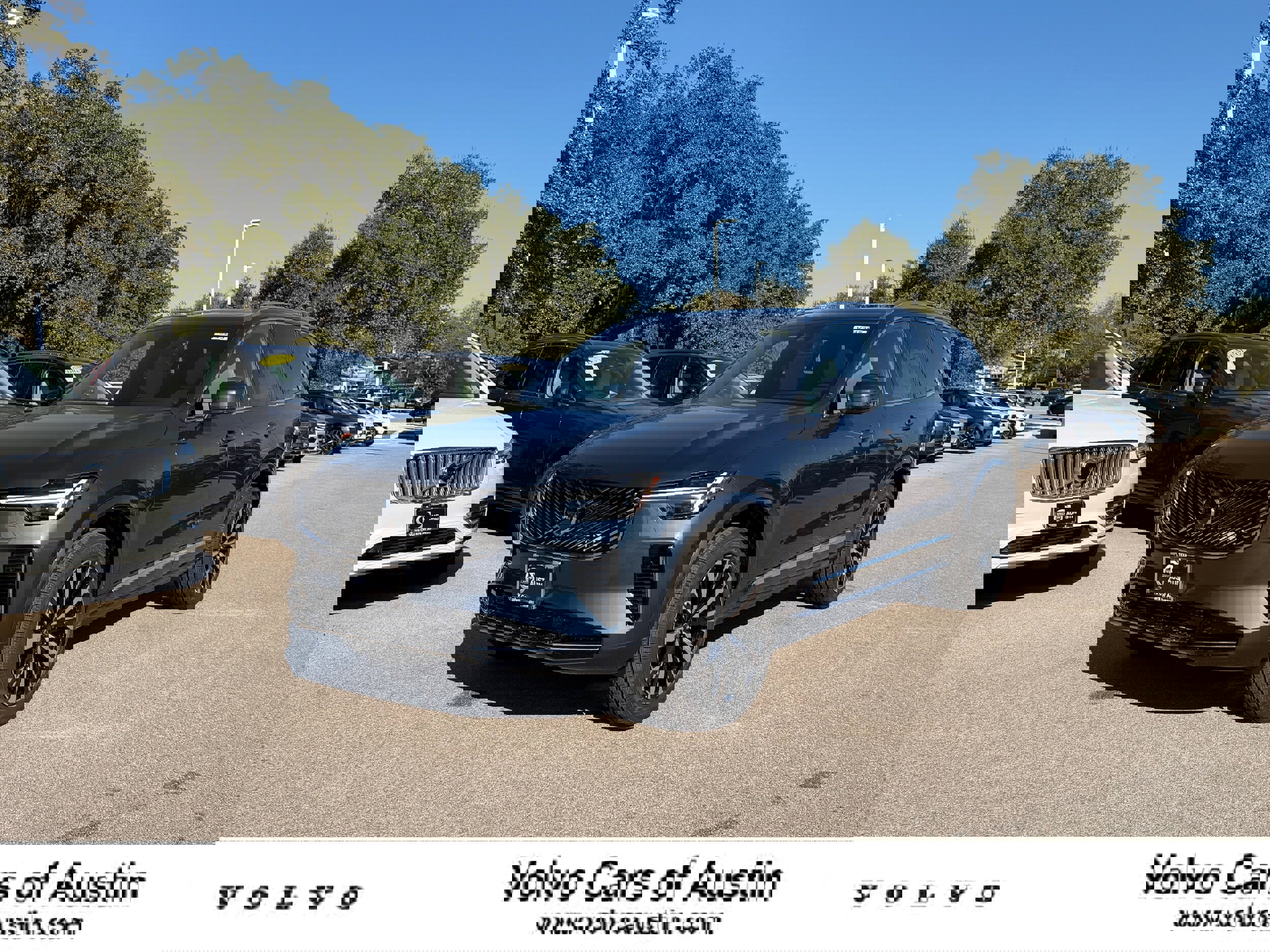 New 2026 Volvo XC90 B6 Core w/ Protection Package Premier image 1