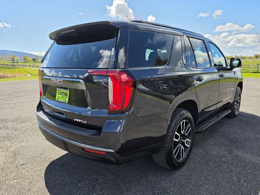 Used 2023 GMC Yukon AT4 w/ Technology Package AWD/4WD image 6