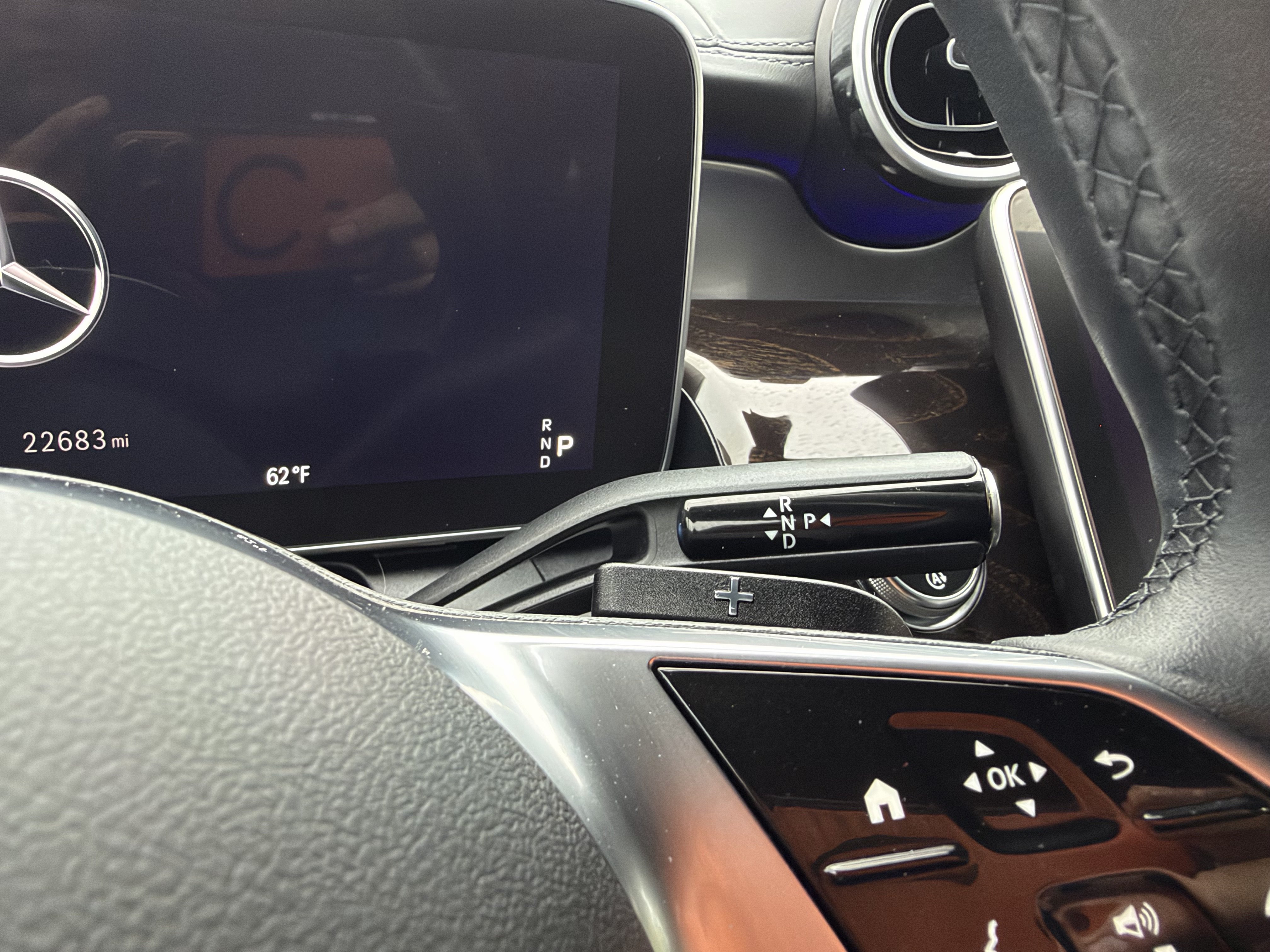 Used 2023 Mercedes-Benz GLC 300 4MATIC image 17