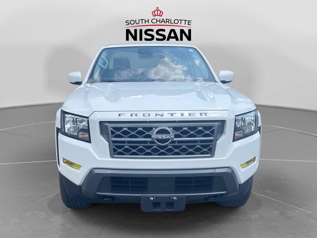 Used 2023 Nissan Frontier SV w/ SV Convenience Package AWD/4WD image 2