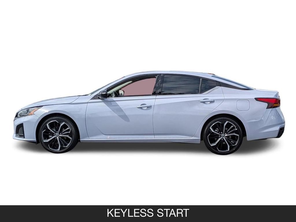 Certified 2024 Nissan Altima 2.5 SR FWD image 5