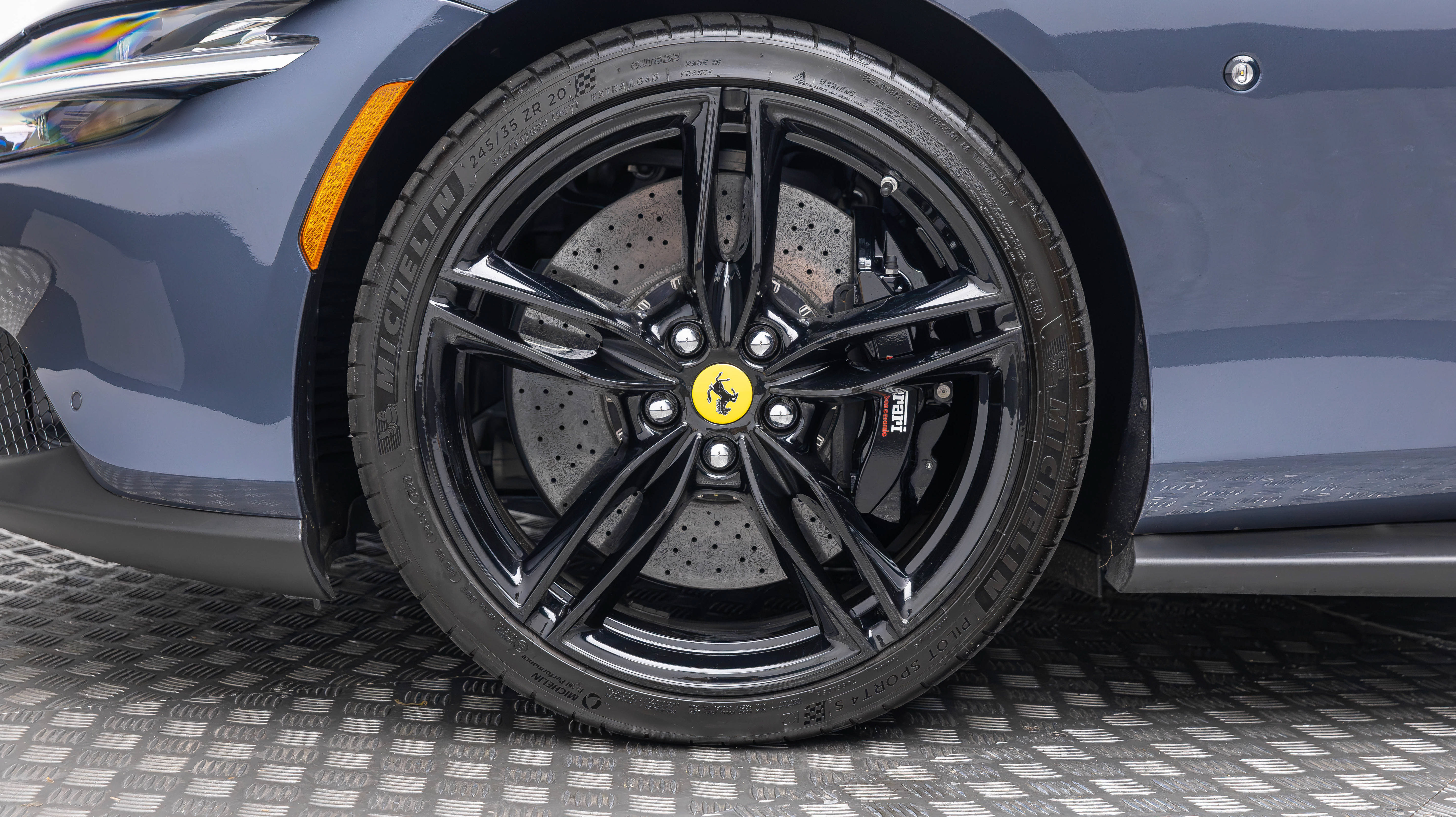Certified 2024 Ferrari Roma Spider RWD image 58