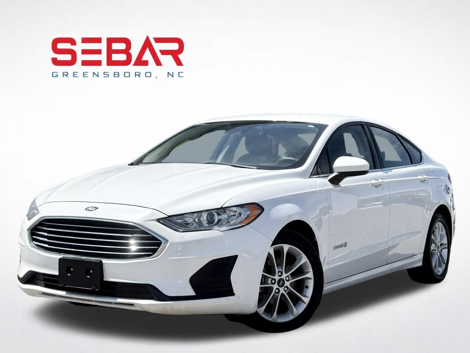 Used 2019 Ford Fusion SE FWD image 1