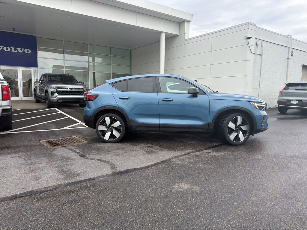 Used 2023 Volvo C40 P8 Recharge Ultimate AWD/4WD image 2