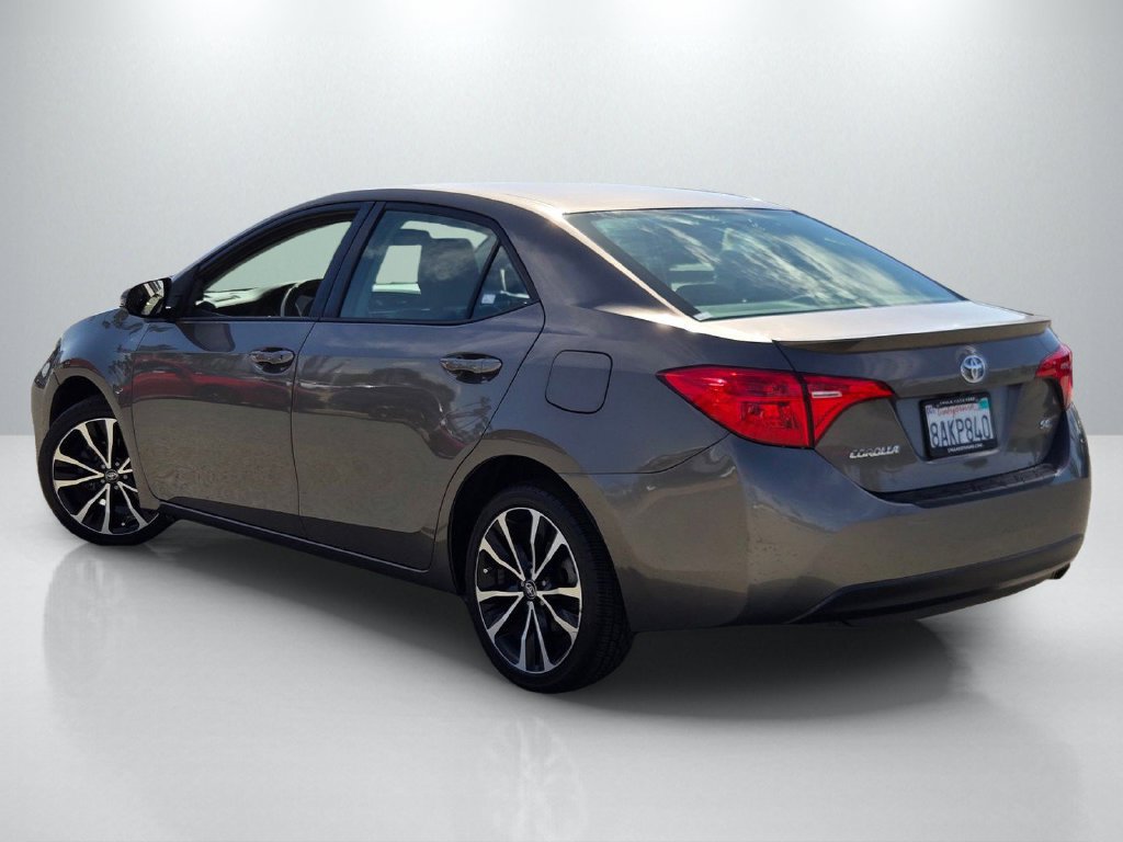 Used 2018 Toyota Corolla SE w/ Protection Package FWD image 6