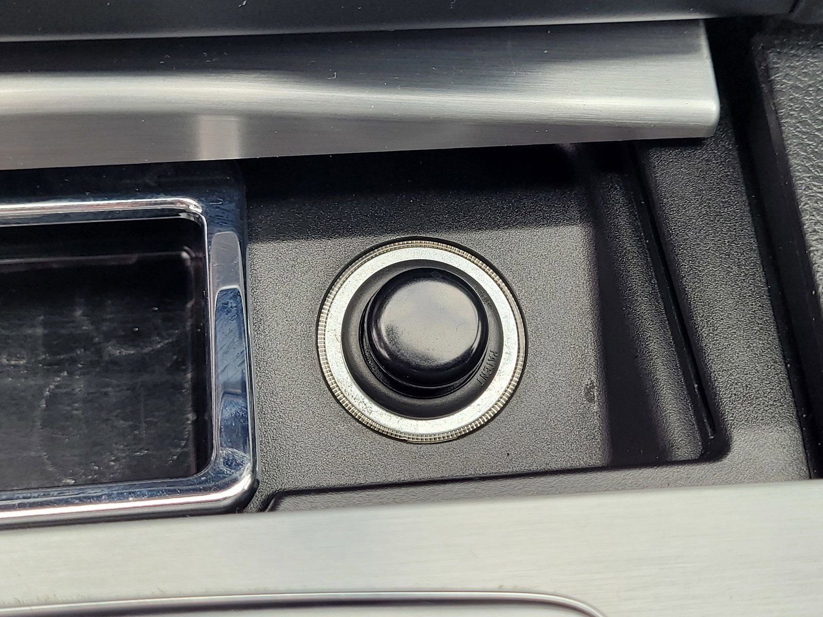 Used 2013 Mercedes-Benz C 250 Sedan image 13