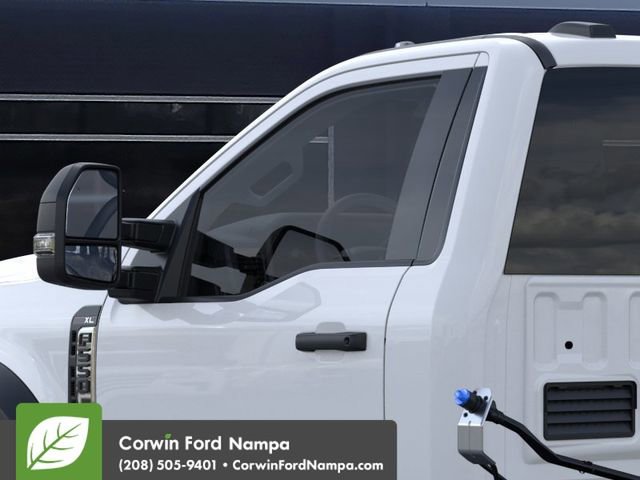 New 2025 Ford F550 4x4 Regular Cab Super Duty image 20