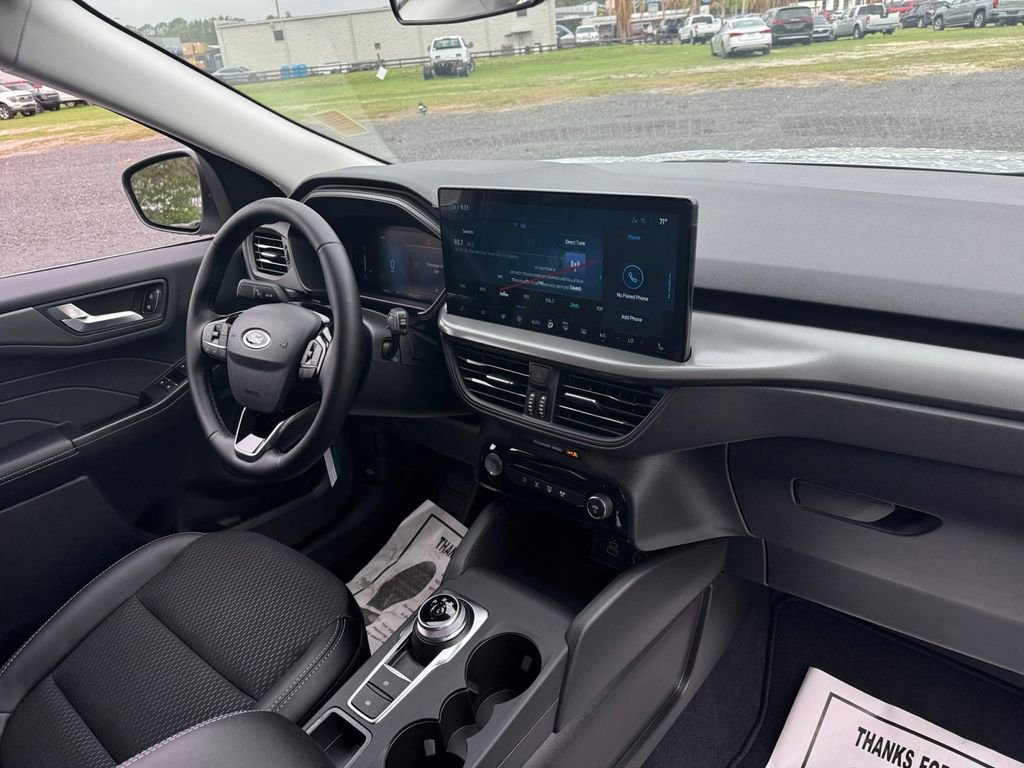 New 2026 Ford Escape SE FWD image 21