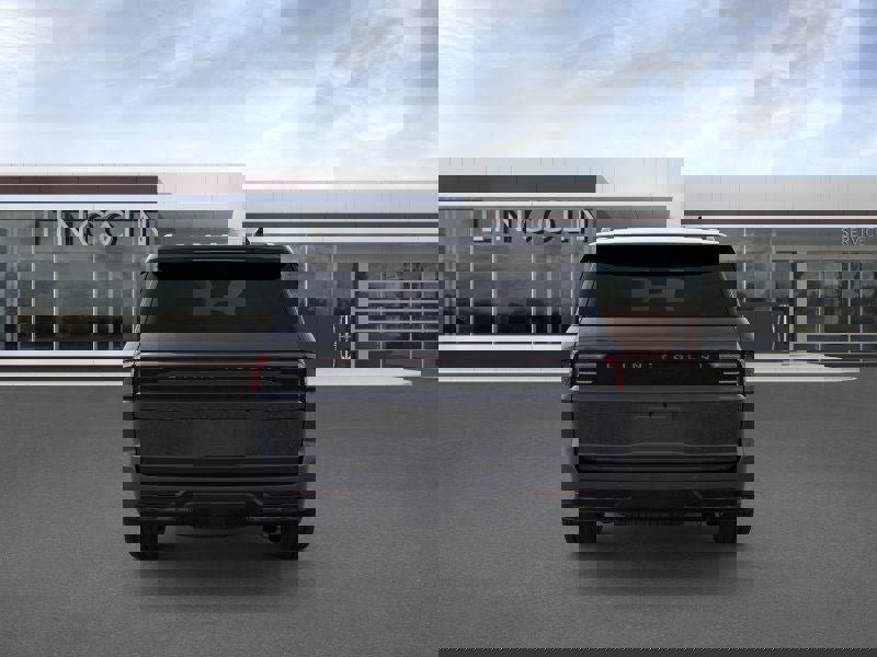 New 2025 Lincoln Navigator Reserve w/ Jet Appearance Package image 6