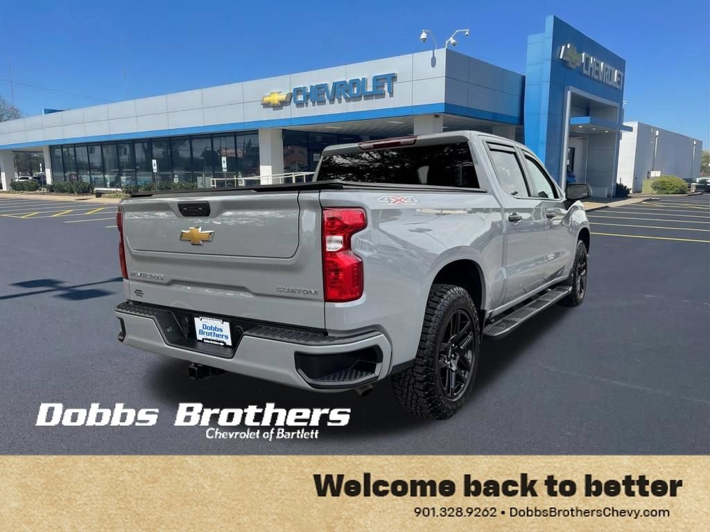 Used 2024 Chevrolet Silverado 1500 Custom AWD/4WD image 8