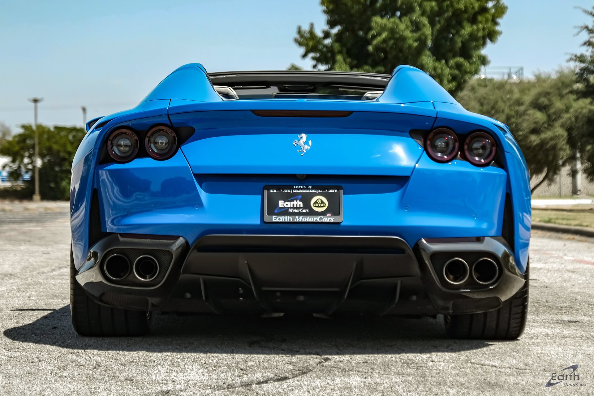 Used 2022 Ferrari 812 GTS RWD image 14