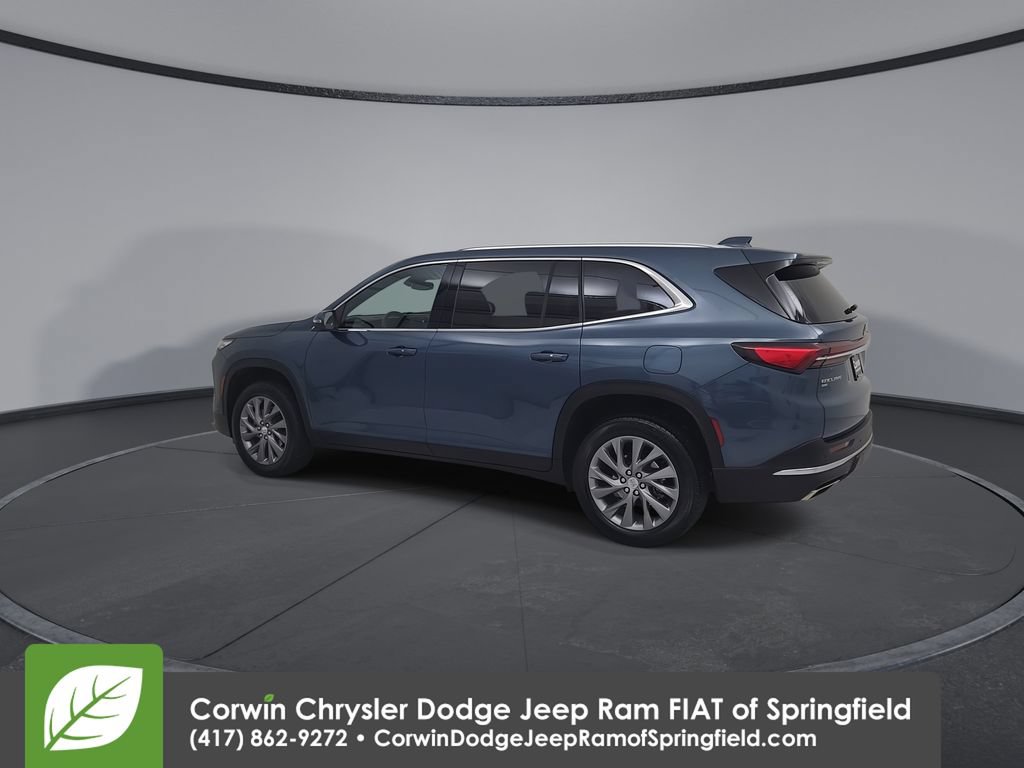 Used 2025 Buick Enclave Preferred AWD/4WD image 10