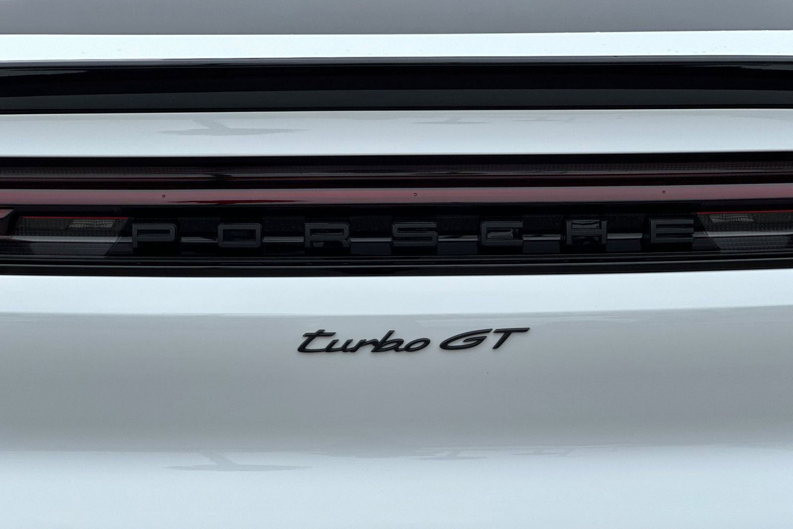 Used 2024 Porsche Cayenne Turbo GT image 40