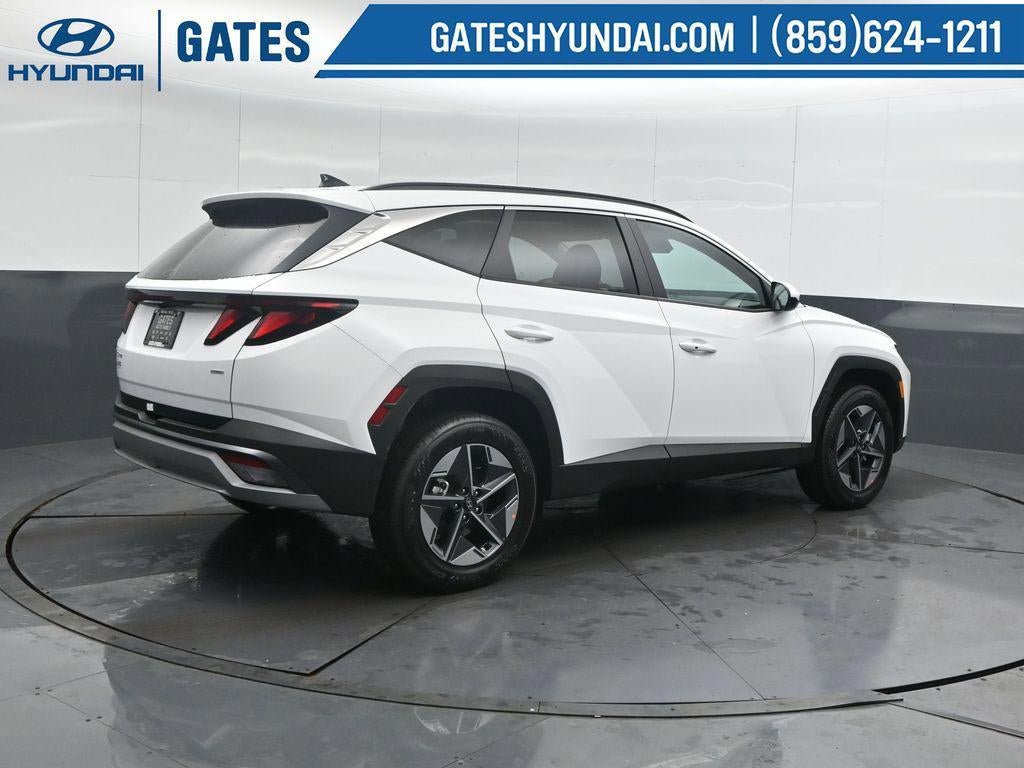 New 2026 Hyundai Tucson SEL AWD/4WD image 2