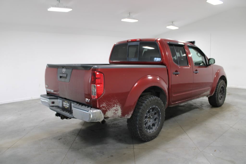 Used 2014 Nissan Frontier SV image 9