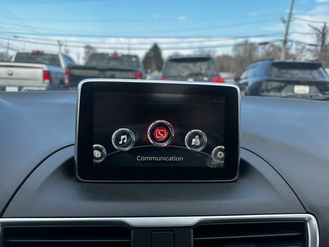 Used 2015 MAZDA MAZDA3 i Touring image 12