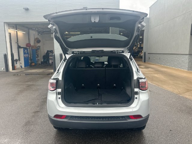 Certified 2024 Jeep Compass Latitude AWD/4WD image 25