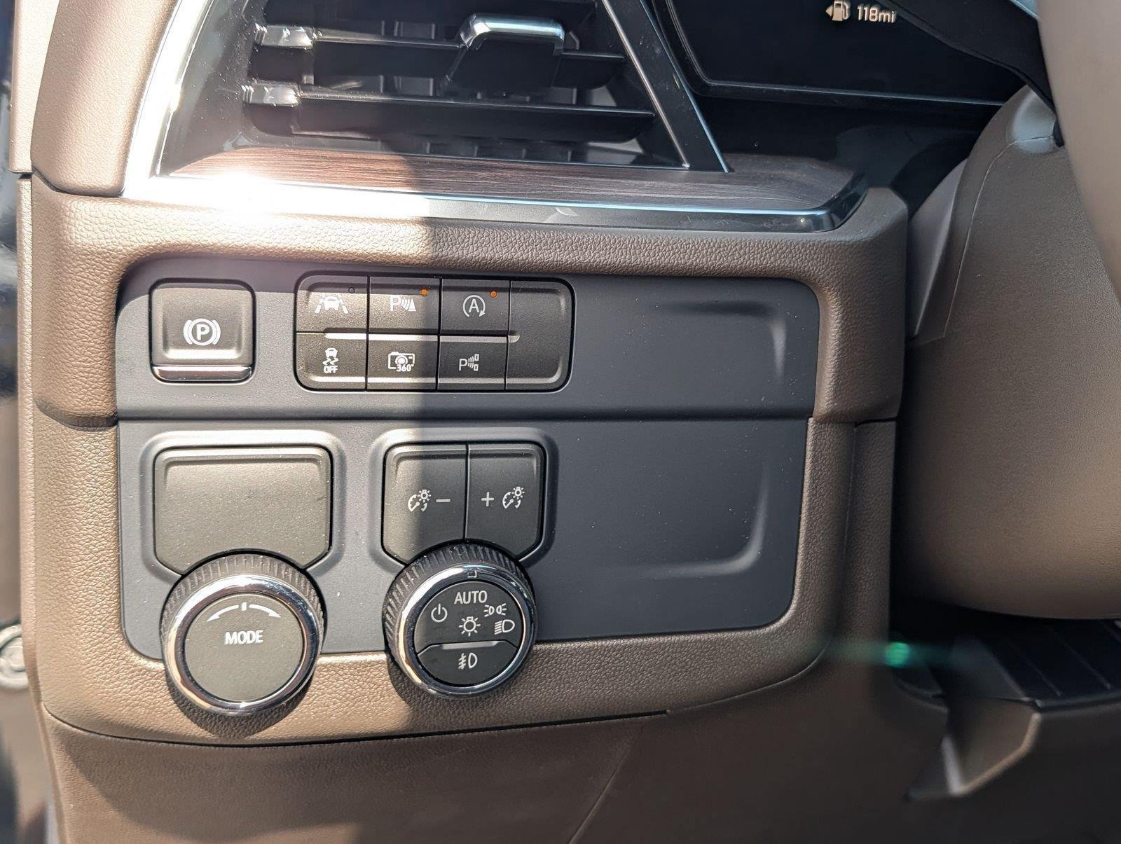 New 2026 Chevrolet Suburban LT w/ Comfort Package RWD image 16