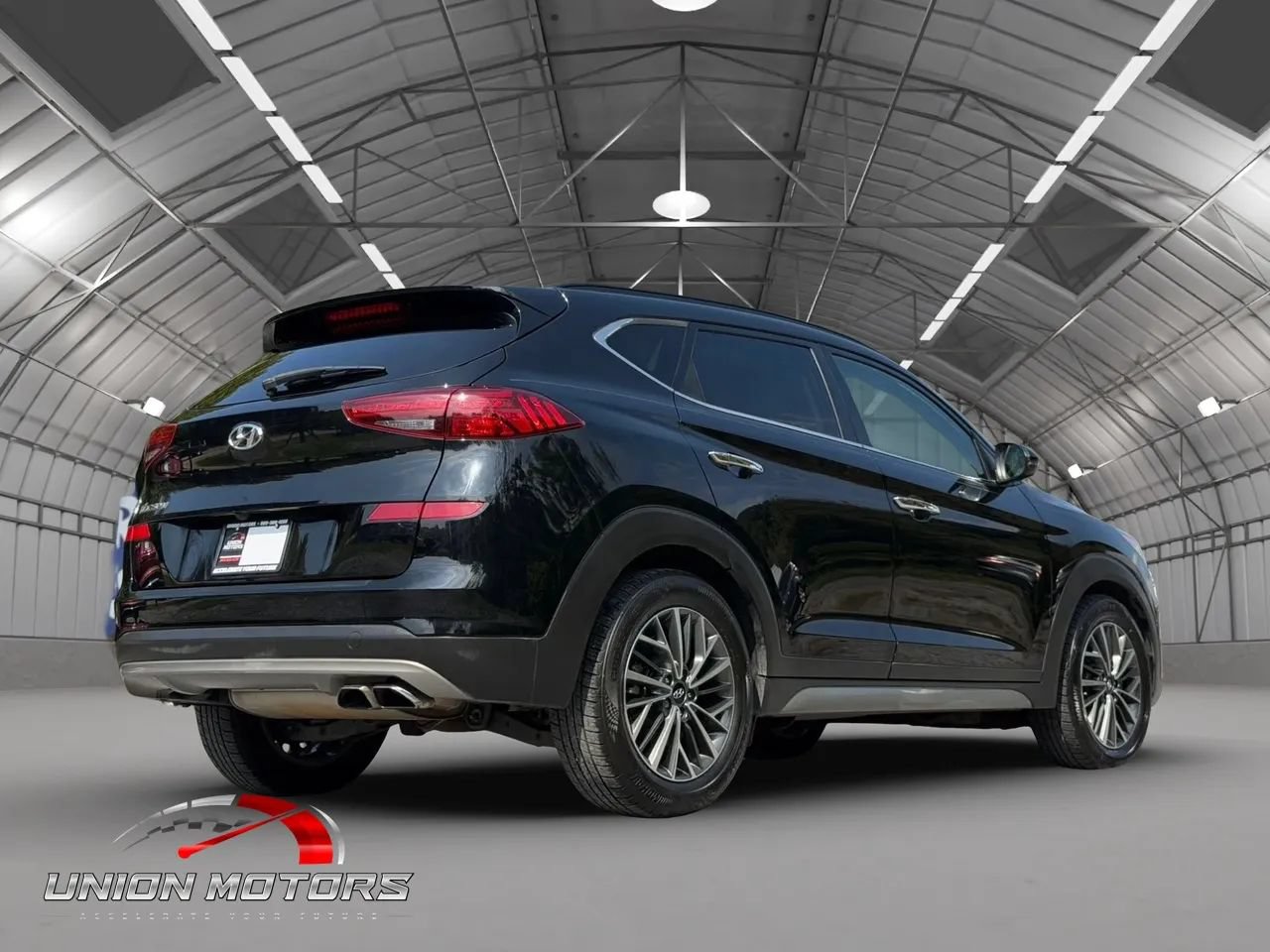 Used 2021 Hyundai Tucson Ultimate w/ Cargo Package FWD image 4