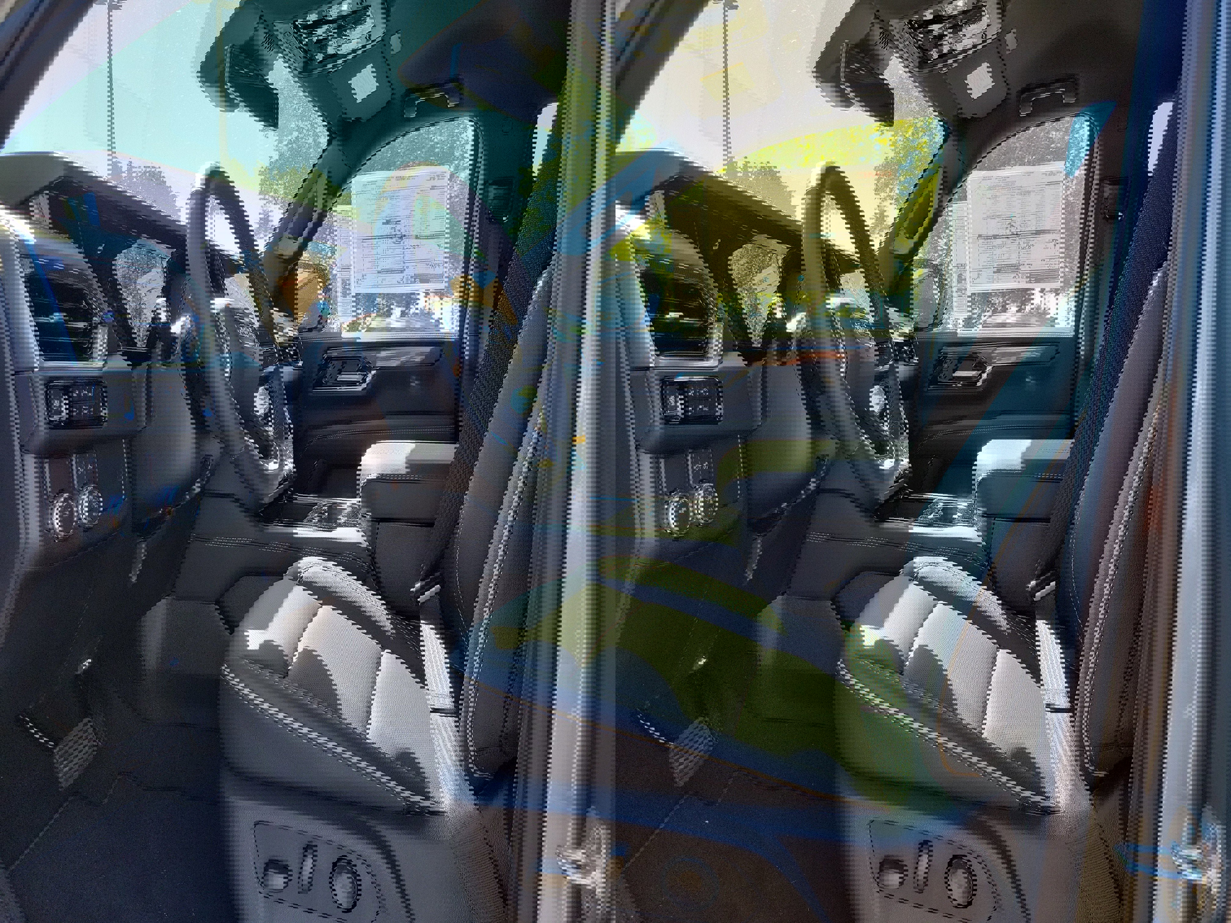 New 2026 GMC Yukon XL Elevation image 9