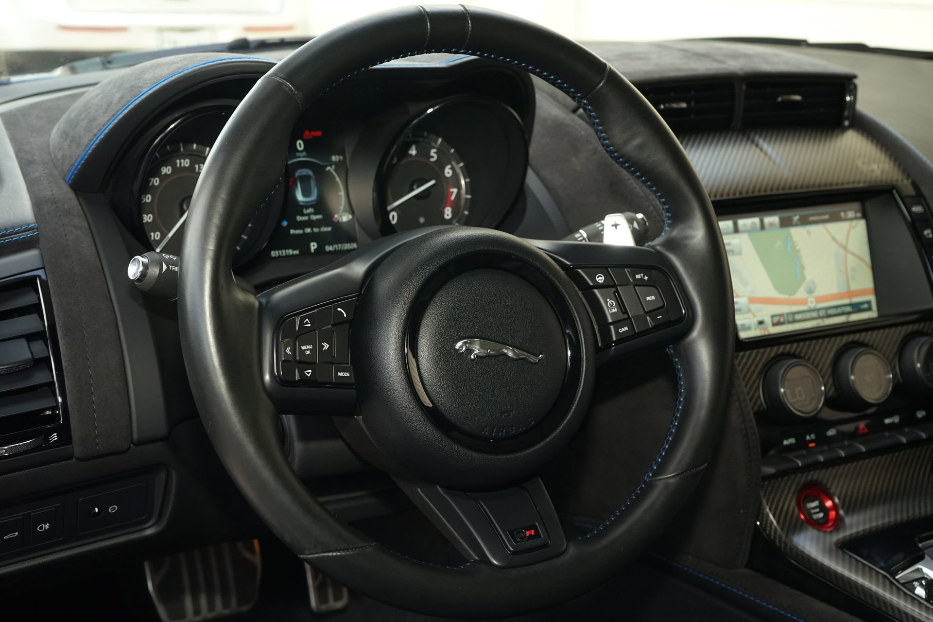 Used 2017 Jaguar F-TYPE SVR image 9