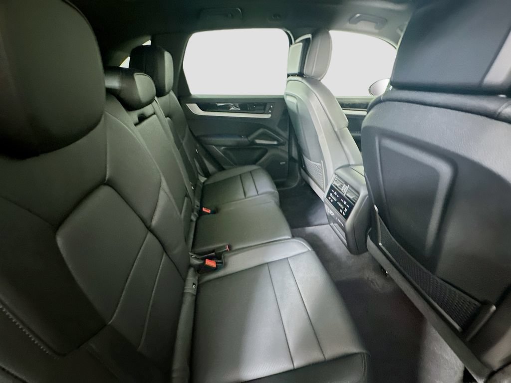 New 2026 Porsche Cayenne AWD/4WD image 29