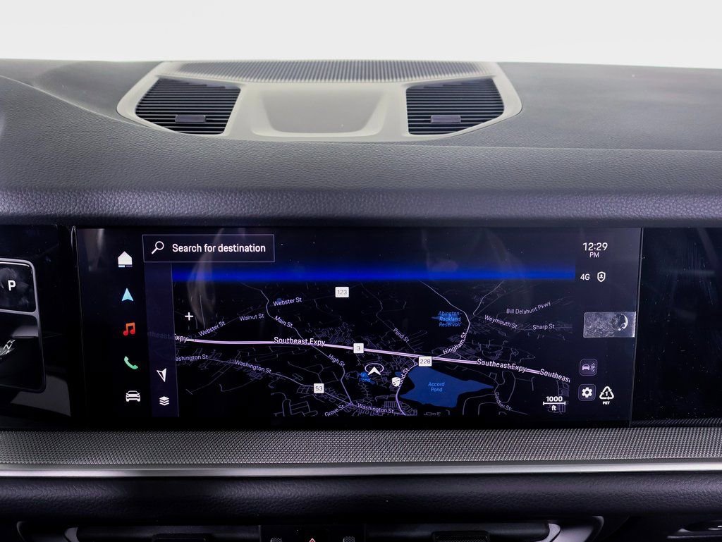 Certified 2025 Porsche Cayenne image 13