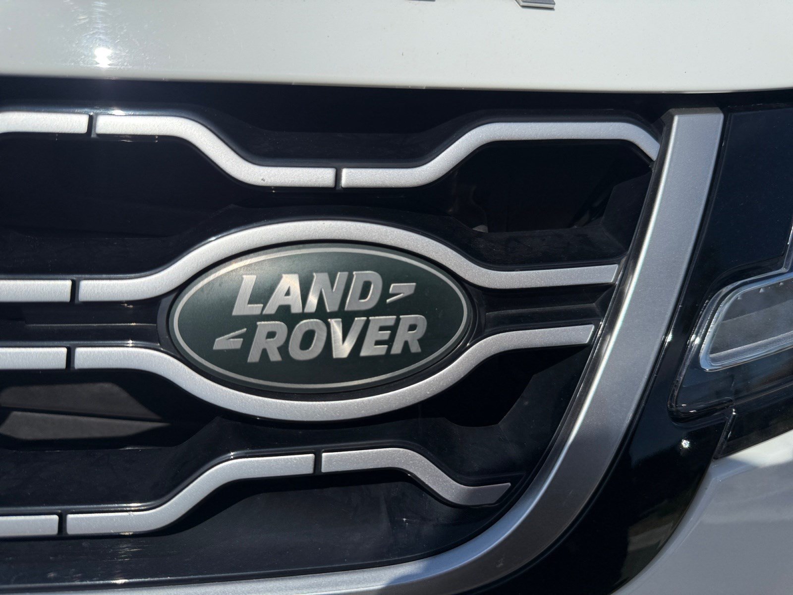 Used 2021 Land Rover Range Rover Evoque S AWD/4WD image 22