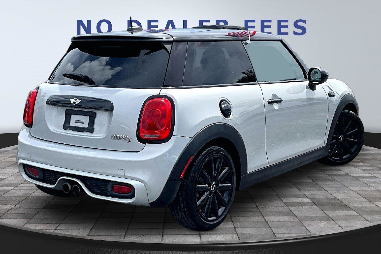 Used 2016 MINI Cooper S image 6